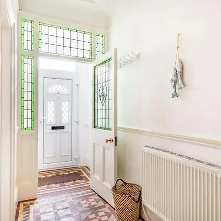 Family Friendly House Nr Charlestown * St Austell